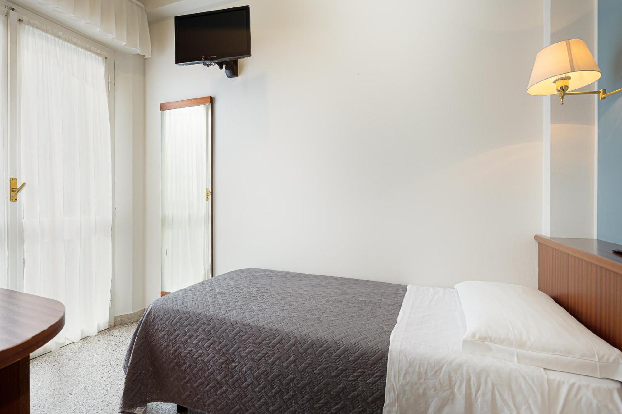 Hotel Avana Fronte Mare 리치오네 외부 사진