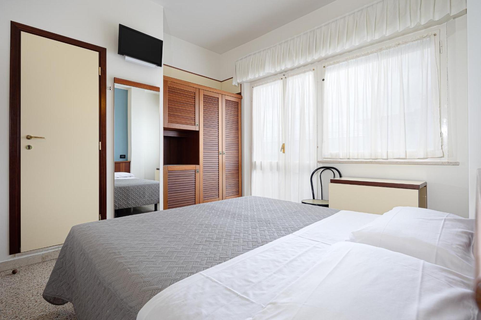Hotel Avana Fronte Mare 리치오네 외부 사진