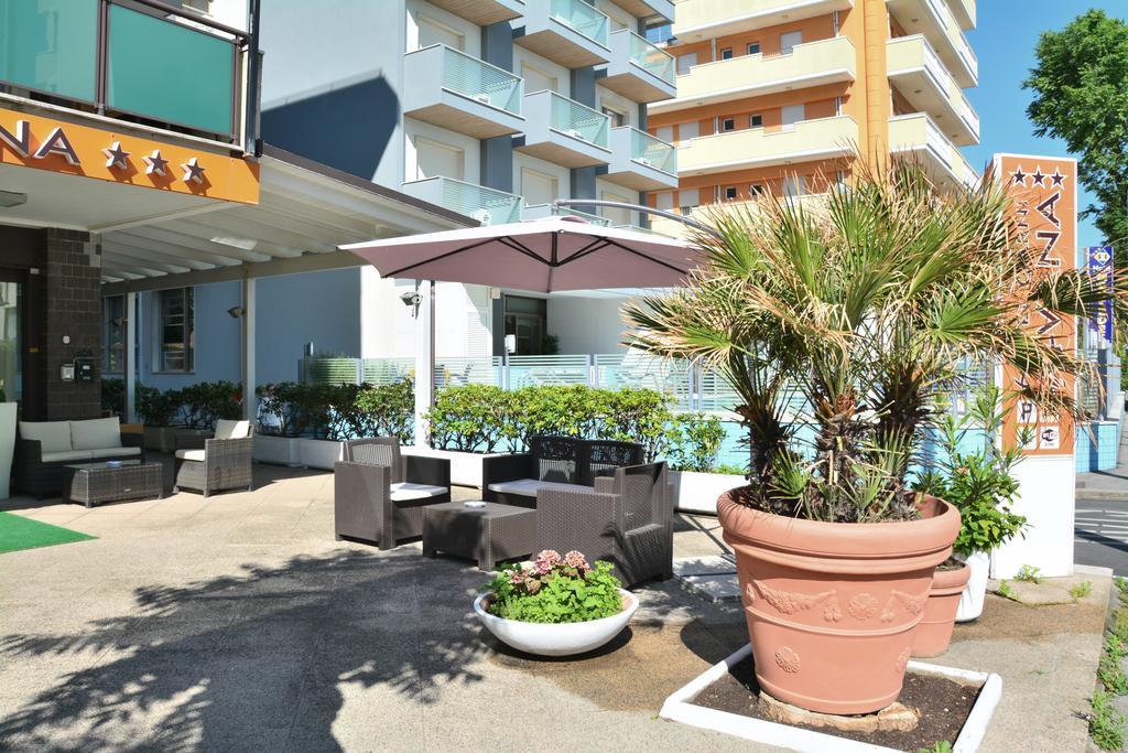 Hotel Avana Fronte Mare 리치오네 외부 사진